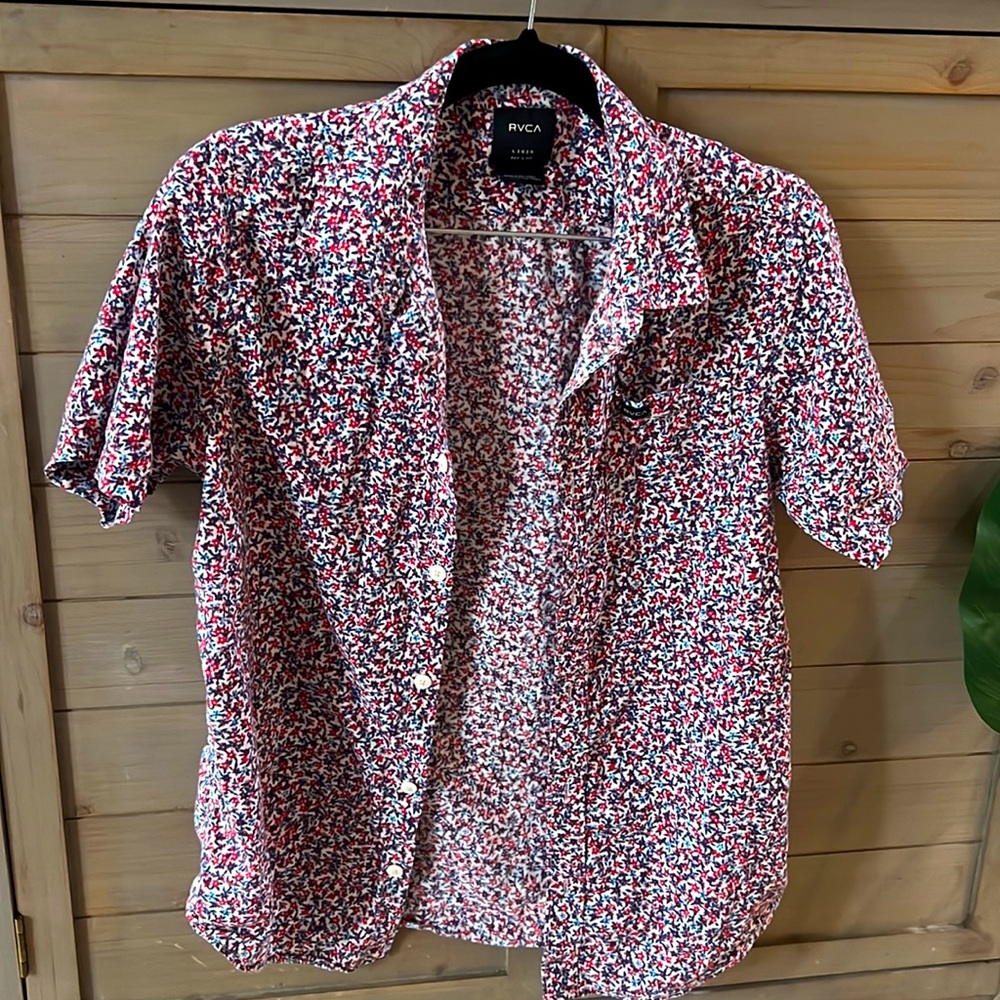 RVCA short sleeve floral button down shirt